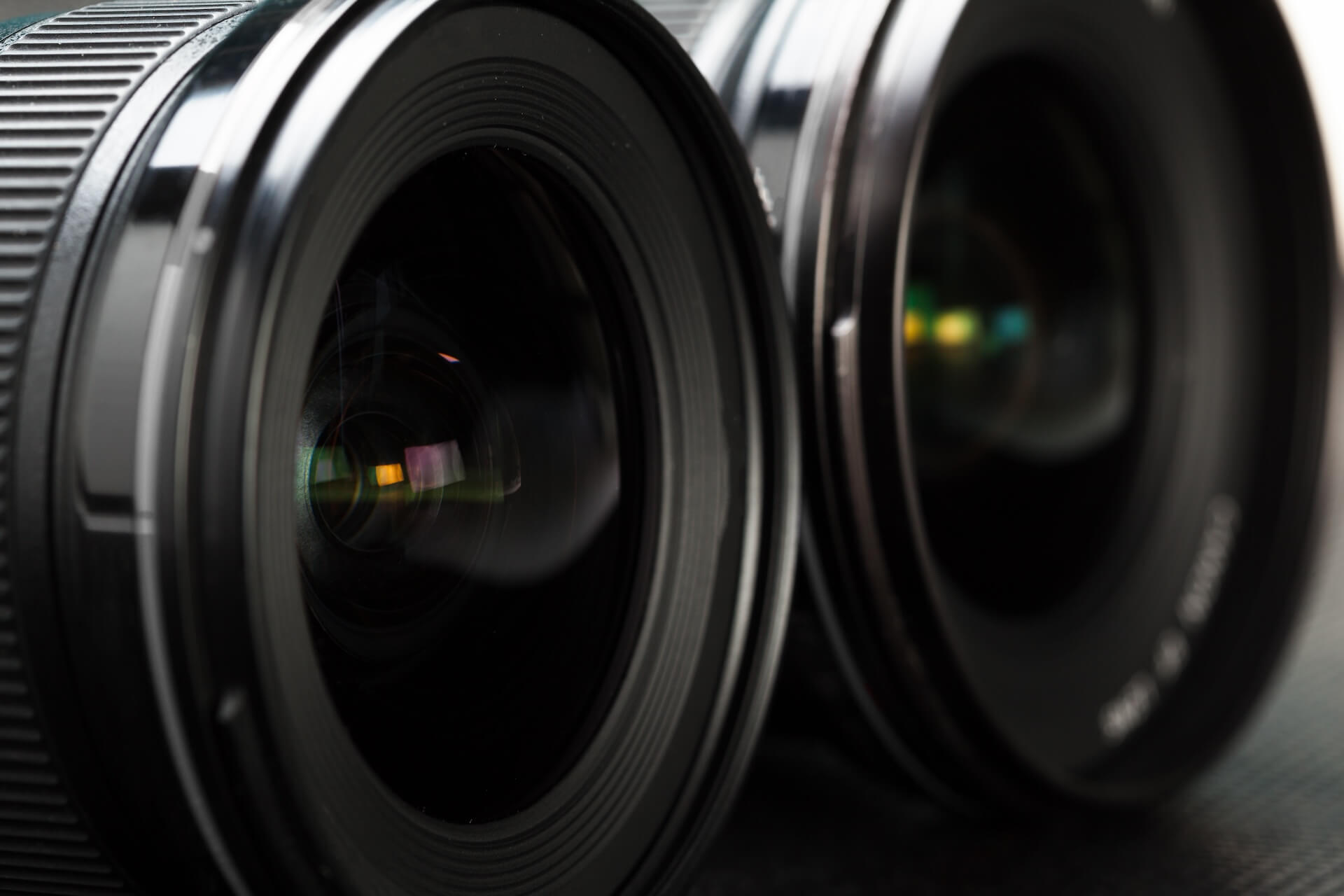 Dual-lens module featuring wide-angle and zoom optics with 6-axis active alignment and high-resolution sensor support